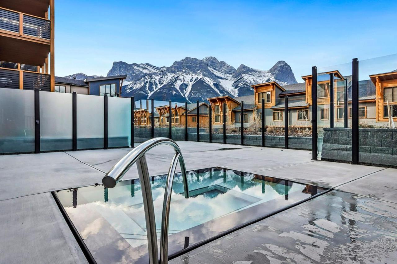 Spring Creek By Canadian Rockies Vacation Canmore